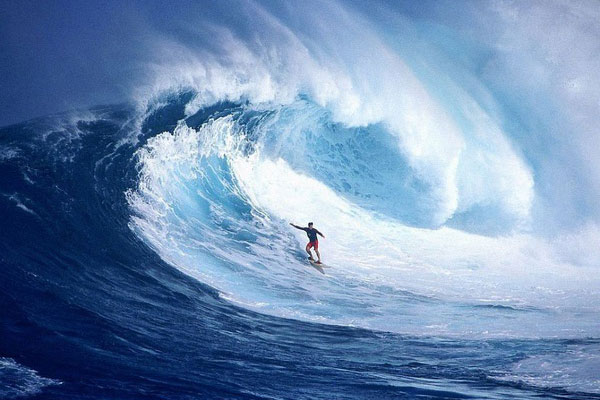 Hoe surfplank-surfvaardigheden te spelen